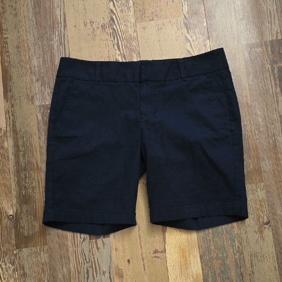 J Crew Frankie Bermuda Chino 9" Short in NAVY Stretch Cotton | Sz 10 - Picture 1 of 4